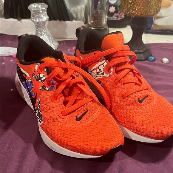 Nike Women's Sneakers - Bright Orange and Black - Picture 5 of 5